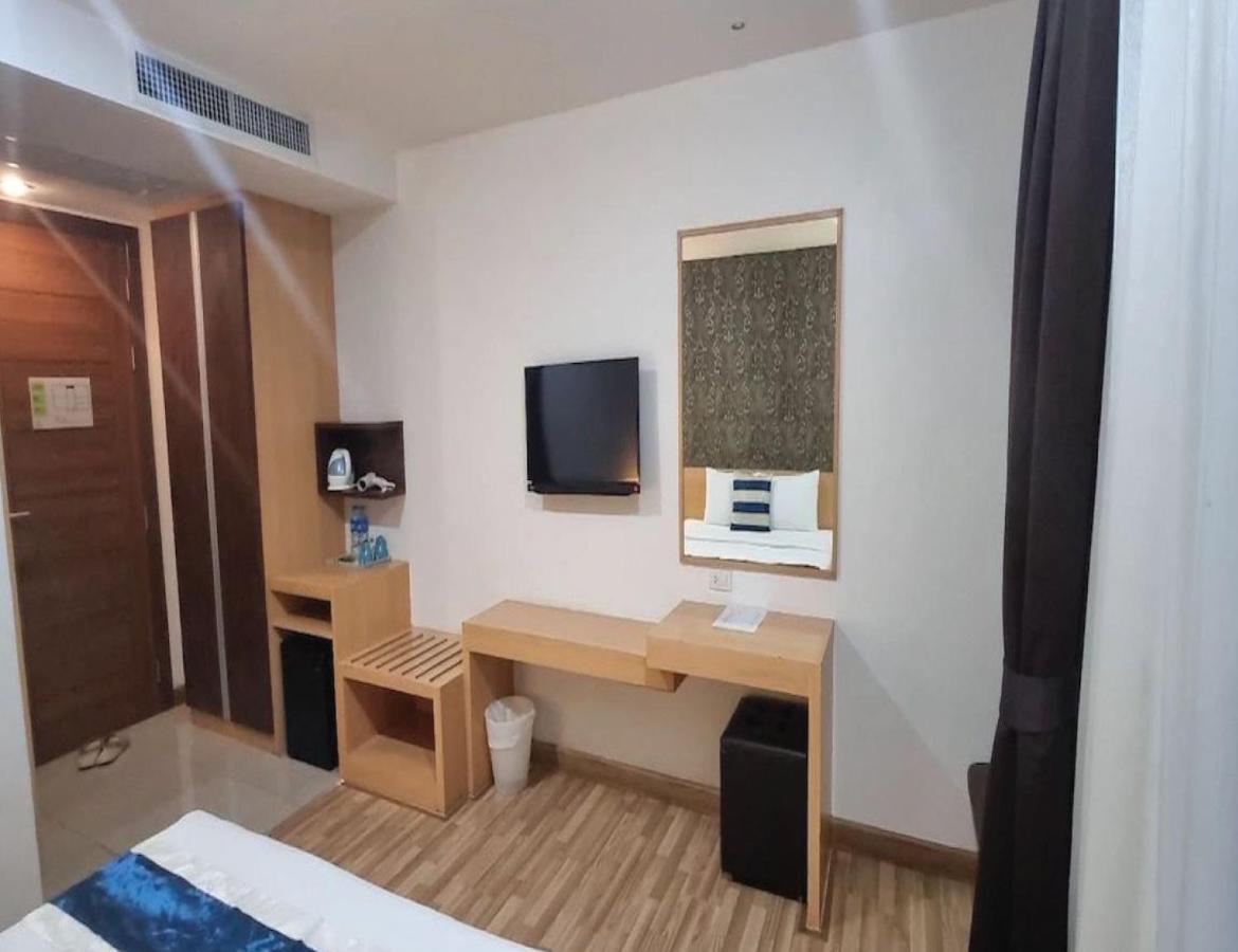 Icheck Inn Central Patong Exteriér fotografie