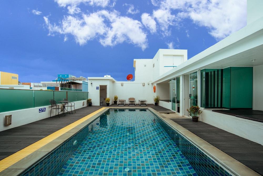 Icheck Inn Central Patong Exteriér fotografie