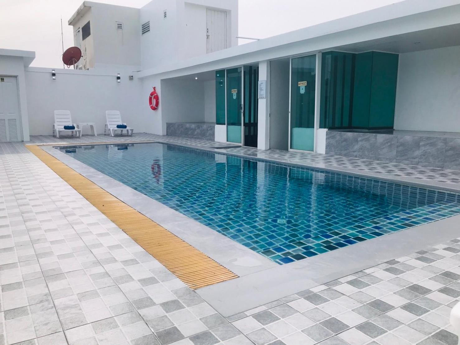 Icheck Inn Central Patong Exteriér fotografie