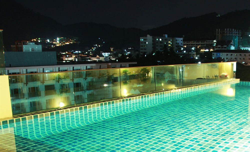 Icheck Inn Central Patong Exteriér fotografie